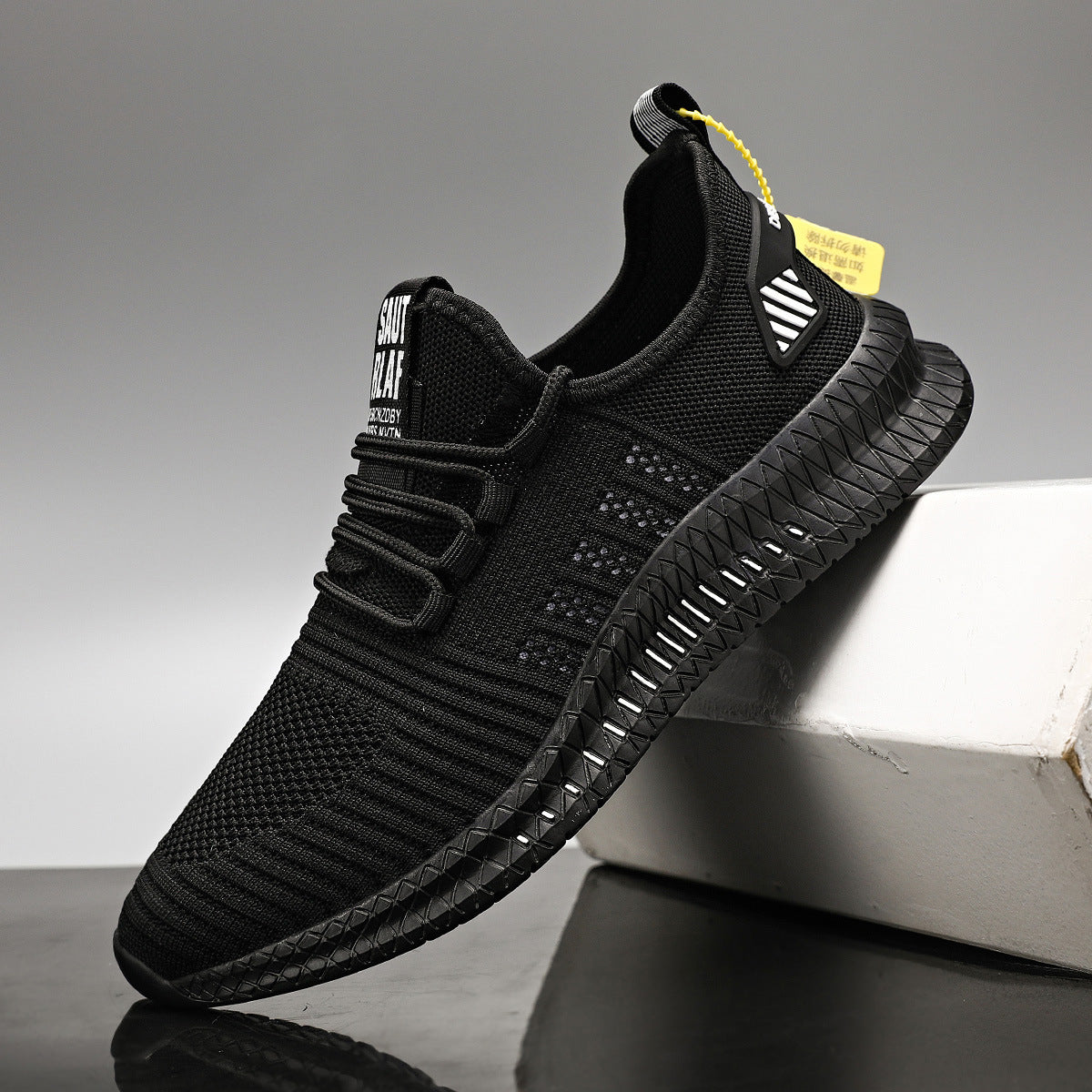 fitness light soles running shoes