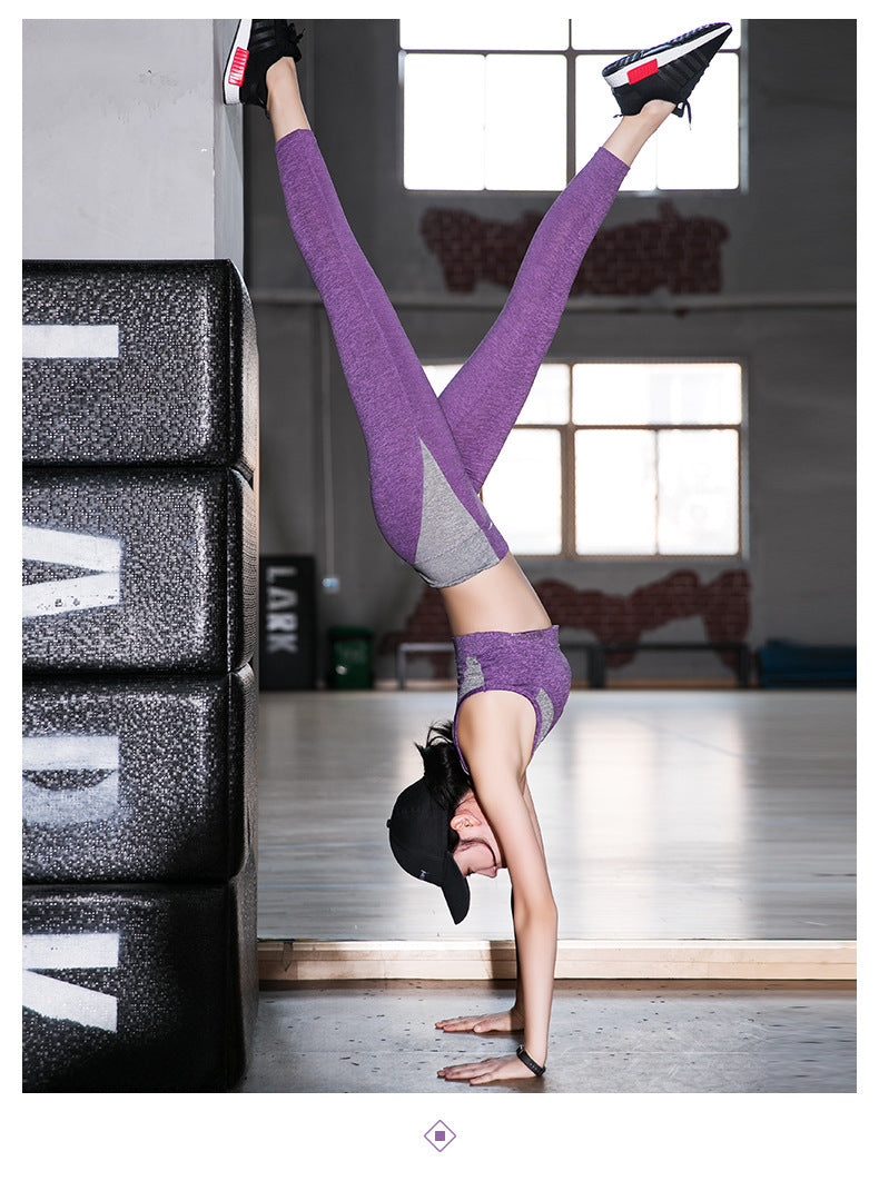 women's sports fitness suit